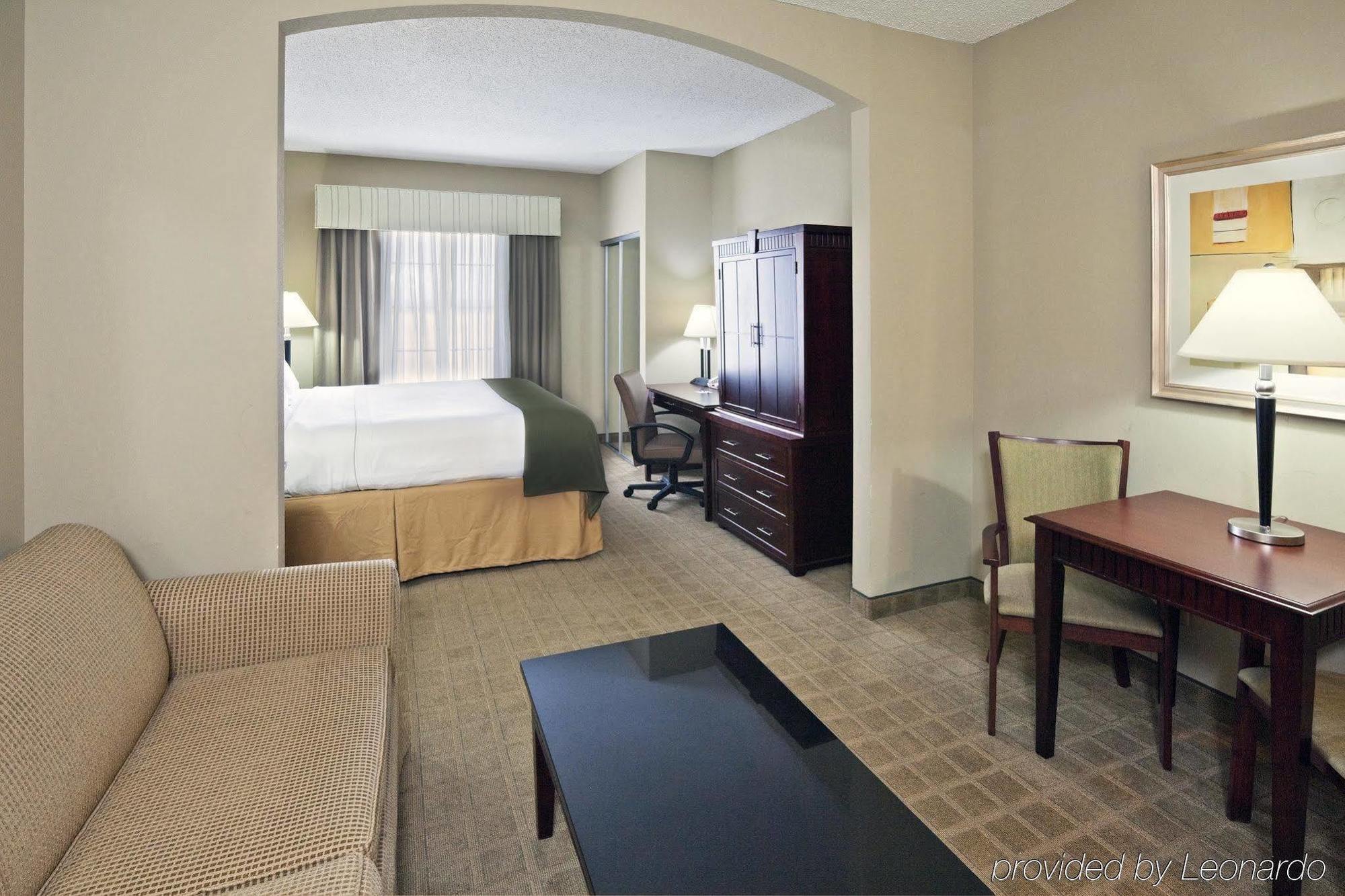 Holiday Inn Express Hotel & Suites Shawnee I-40 By Ihg Δωμάτιο φωτογραφία